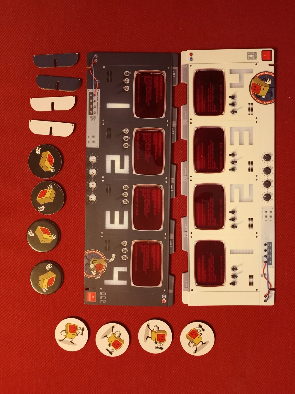 DECRYPTO Board Game — Encryption/code-breaking game - Picture 5 of 7